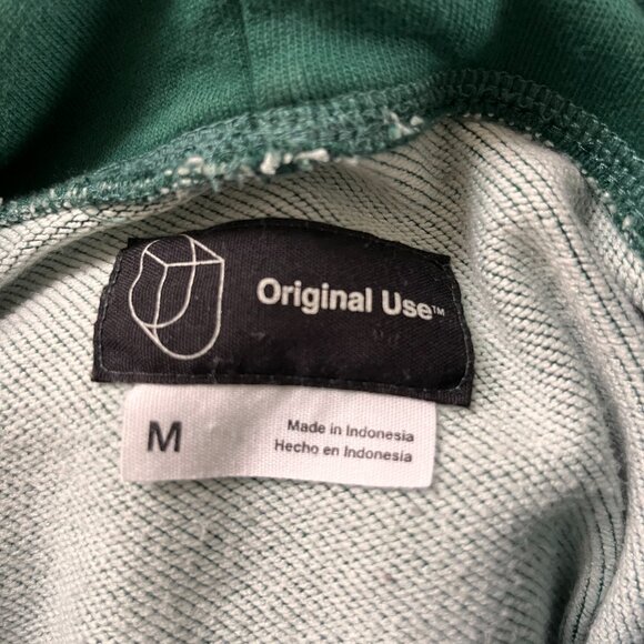 🧥 Original Use Green Pullover Hoodie - Size M - Picture 2 of 3